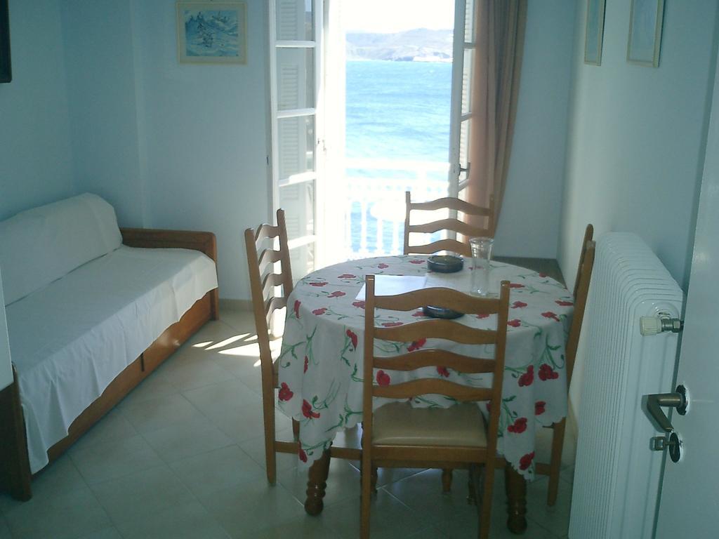 Sea Colours Rooms & Apartments Ermupoli Pokoj fotografie